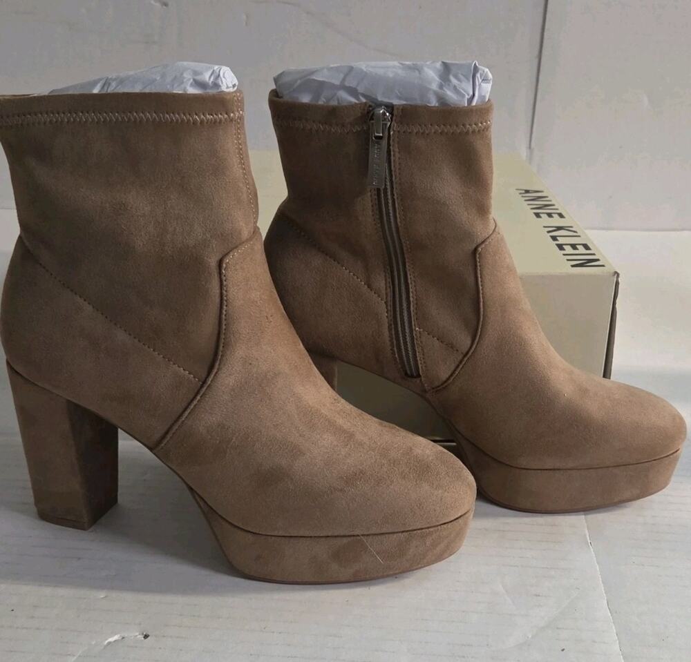 Anne Klein Volt Platform Boots Womens 8 Sand Suede Block Heel Ankle Boots NIB